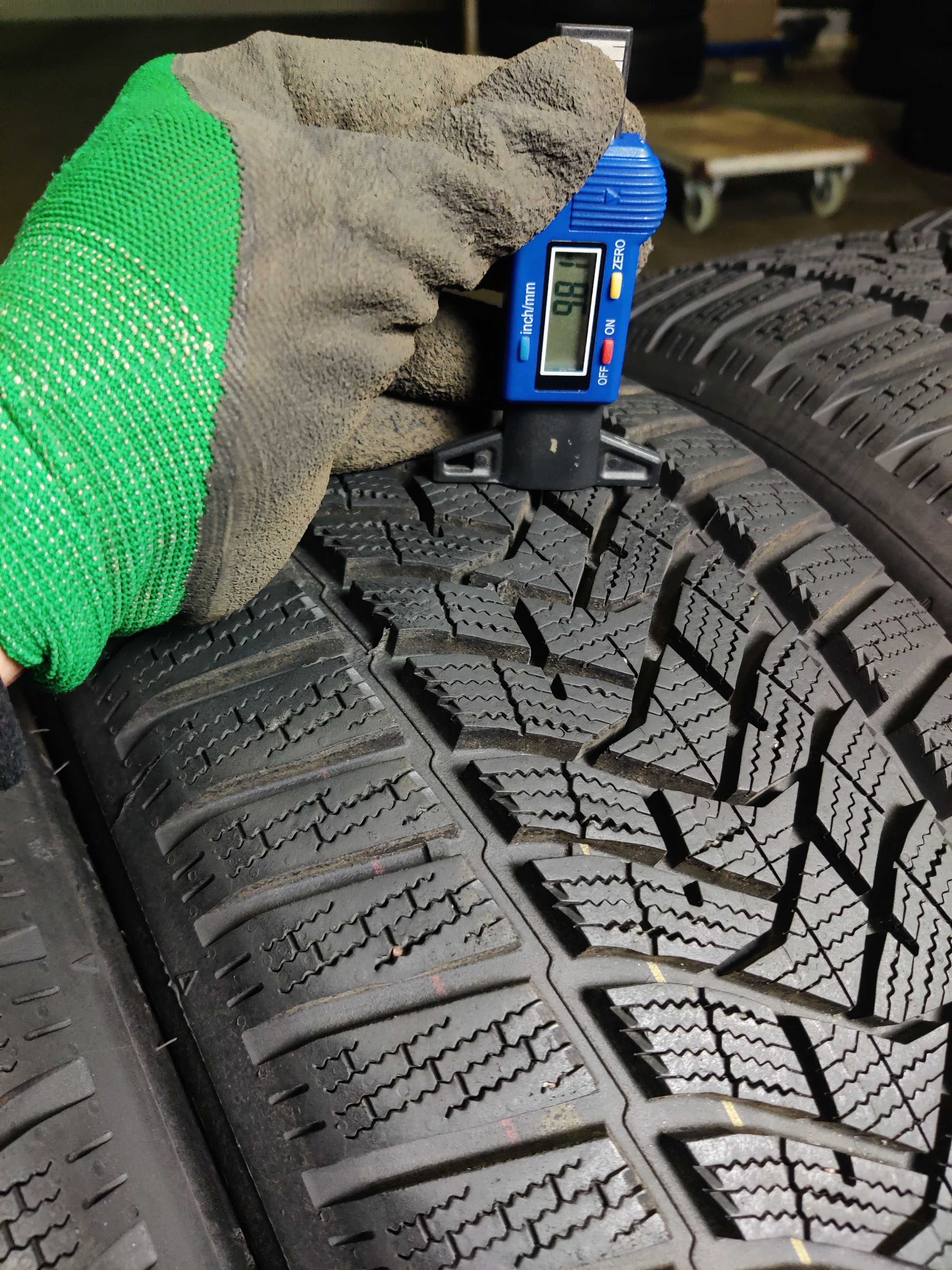 Dunlop Winter Sport 5 R17 225 50 шини зимові made Germany як НОВІ