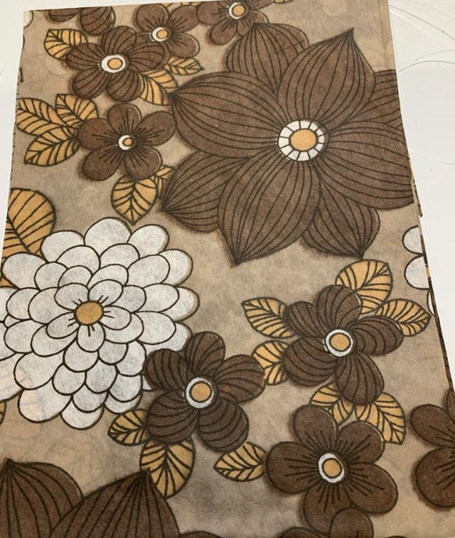 Toalhas de mesa laváveis em papel
