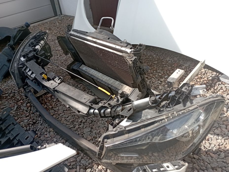 W117 CLA kompletny przód zderzak maska błotnik lampy chłodnice pas 650