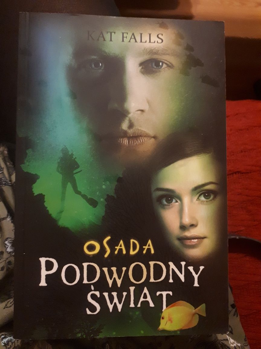 Książka "Osada podwodny świat " Kat Falls