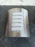 Lampa z czujnikiem ruchu