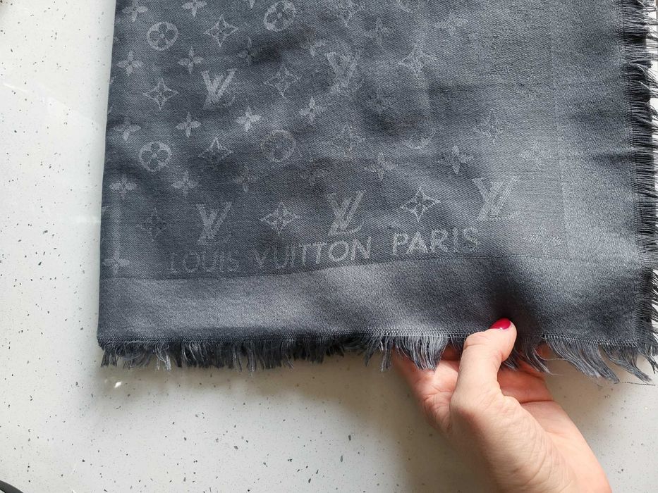 Chusta Louis Vuitton Paris