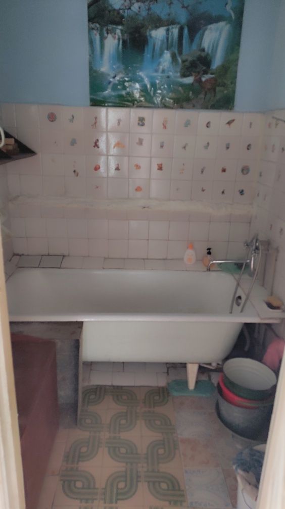 Продам квартиру 2х кімн.на 20-ом ост.Горняк