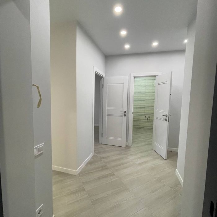 Двокімнатна квартира з сучасним ремонтом  ID 04