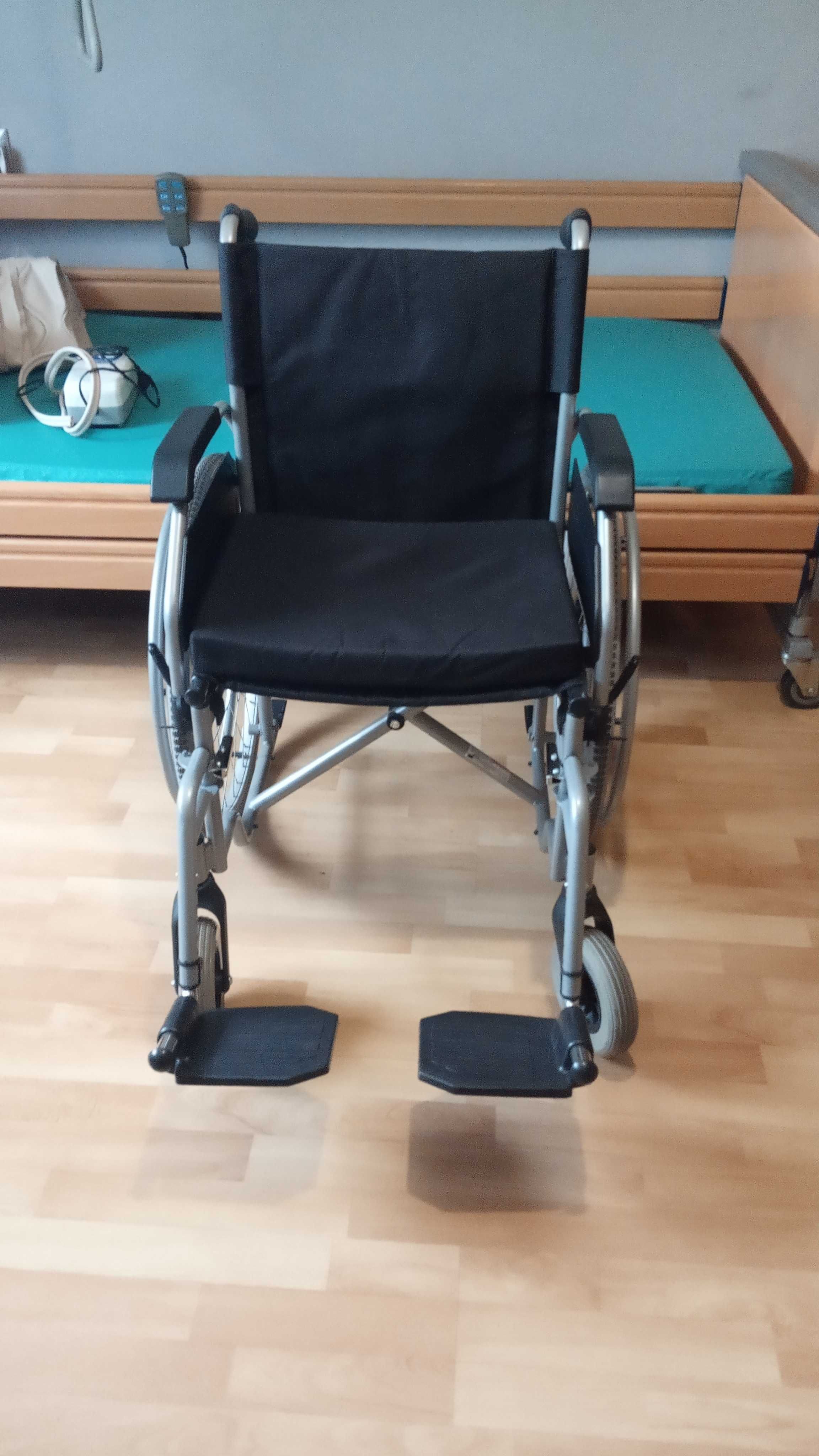 Wózek inwalidzki stalowy OPTIMUM AR-400 , AR- MEDICAL