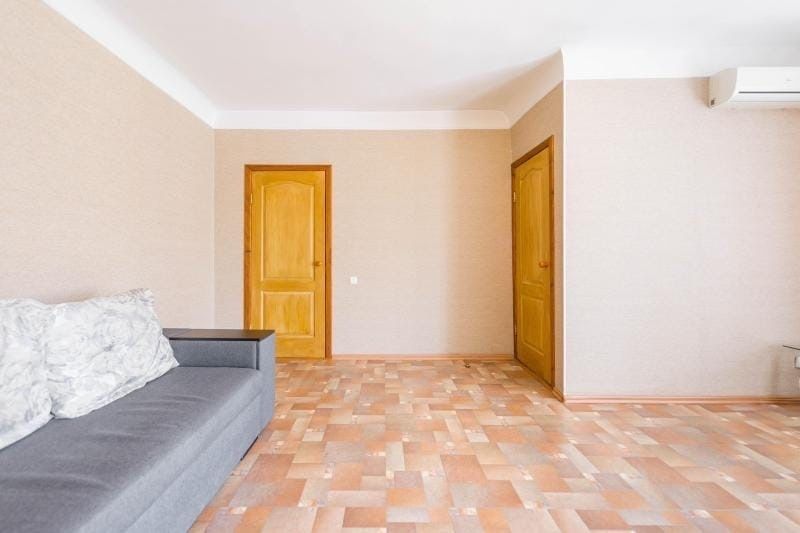 LS-5 У продажу 1к.кв м.Вокзальна