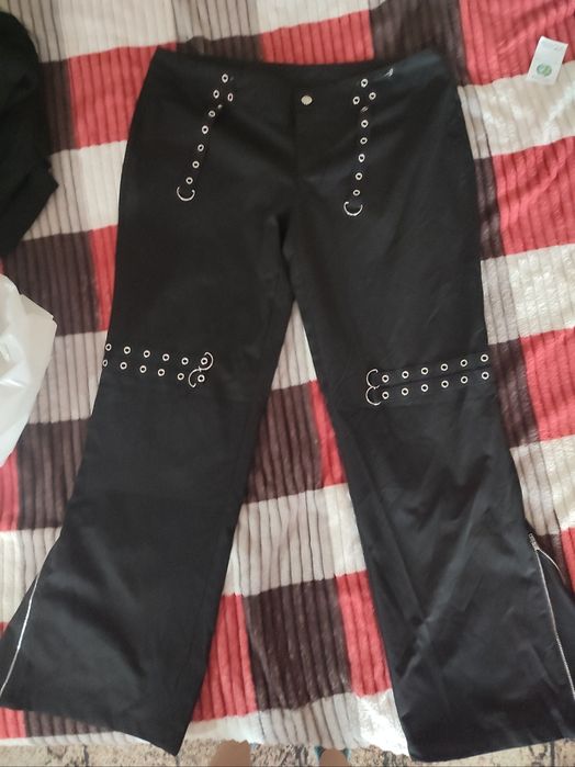 готичні неформальні штани