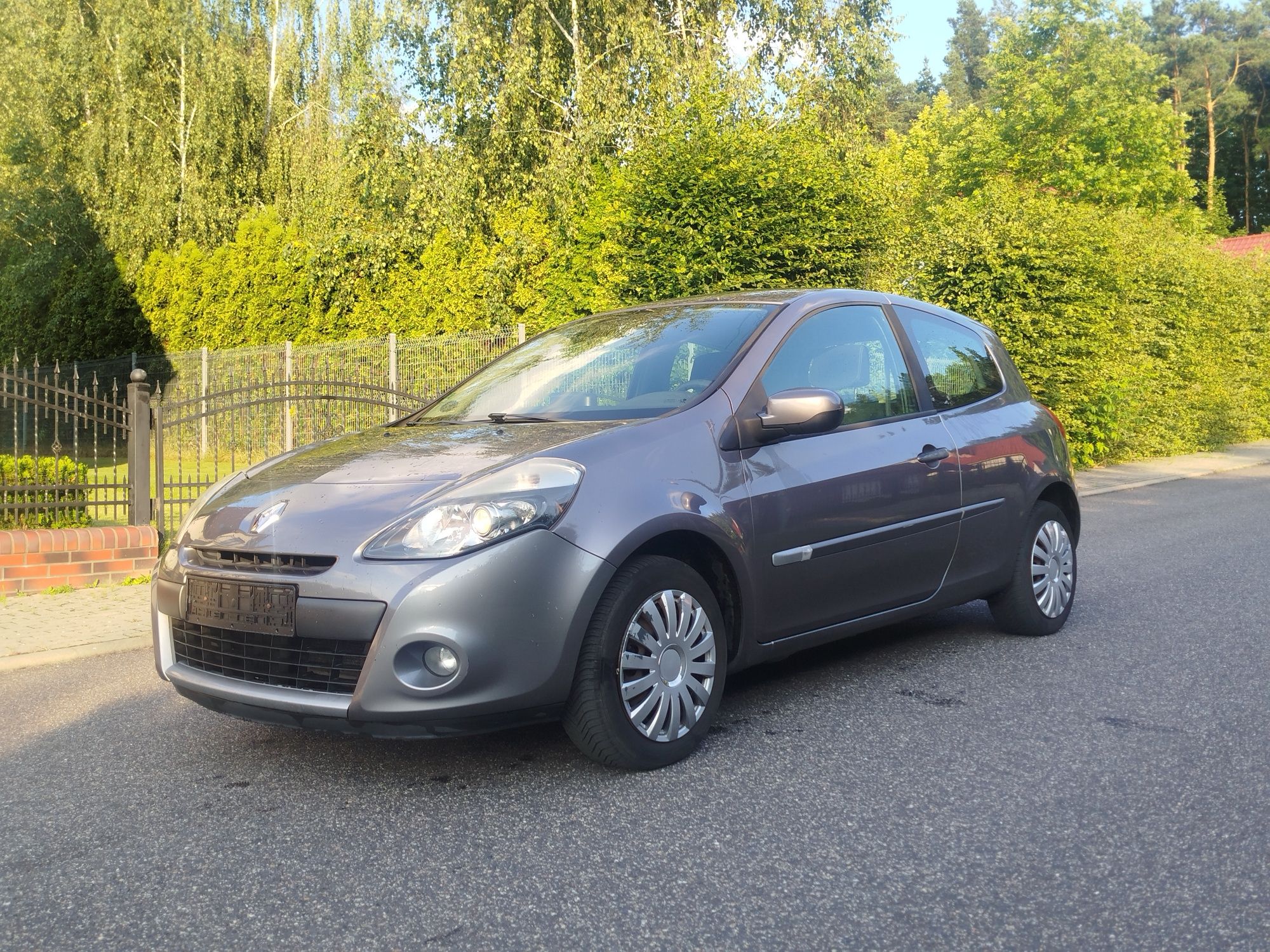 Renault Clio 1.2 16V 75km