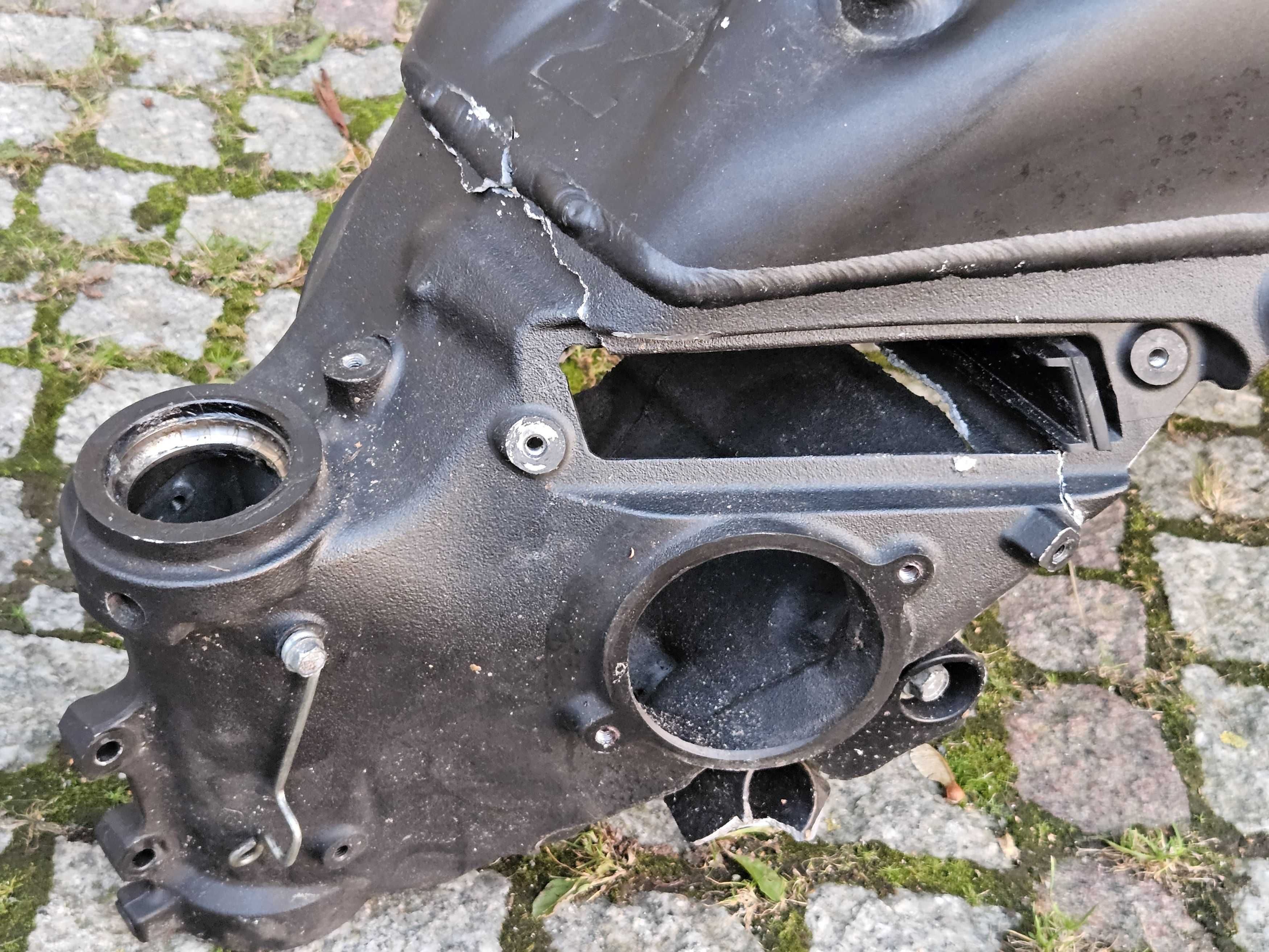 Rama + dokumentacja dokumenty papiery Kawasaki GTR 1400 rok 07-09