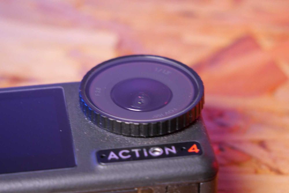 DJI Osmo Action 4 – kamera sportowa + 2 akumulatory + dodatki