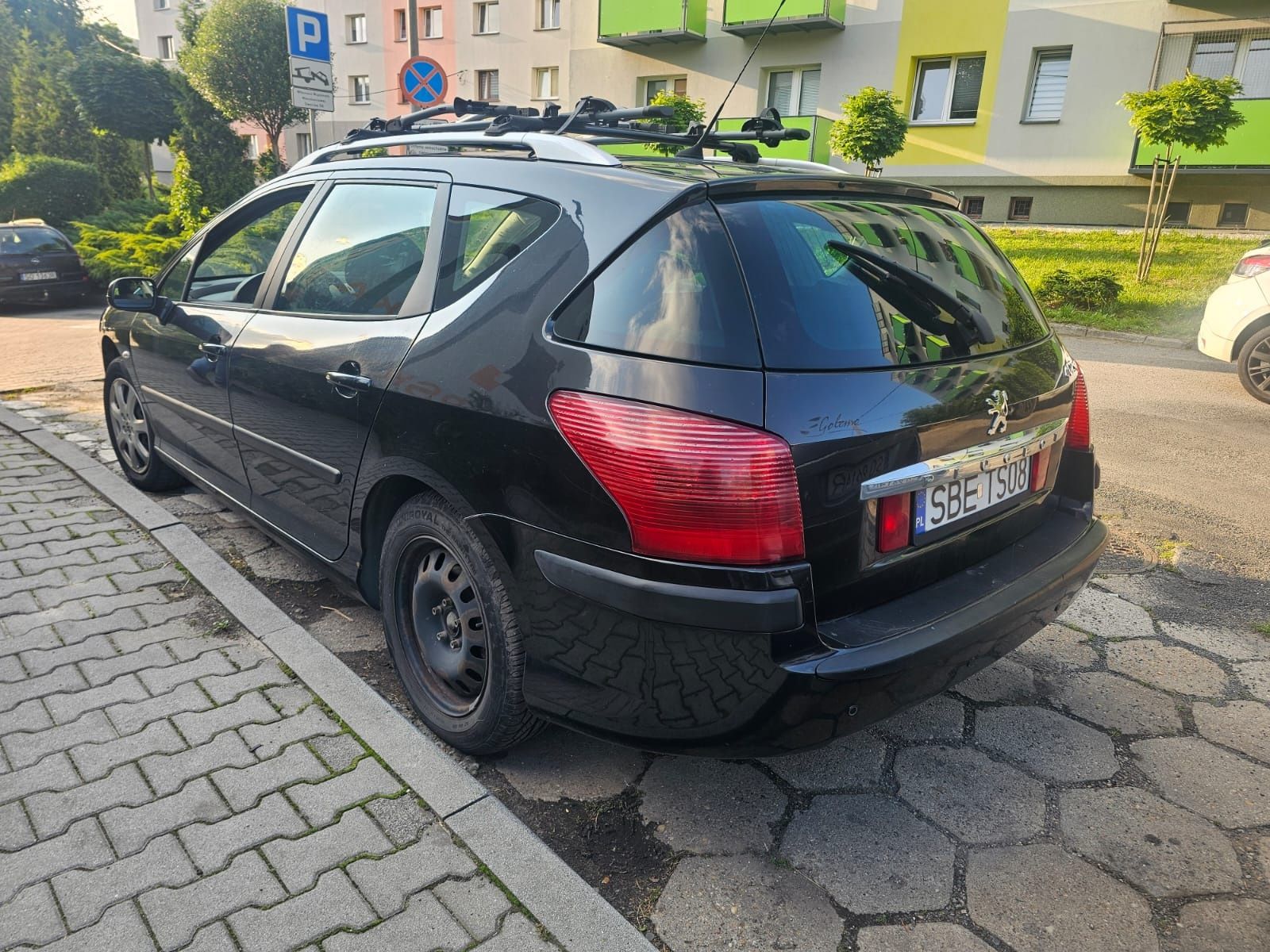 407sw 2006 pegeout benzyna - pali, jeździ, sprzedaje jako uszkodzony.