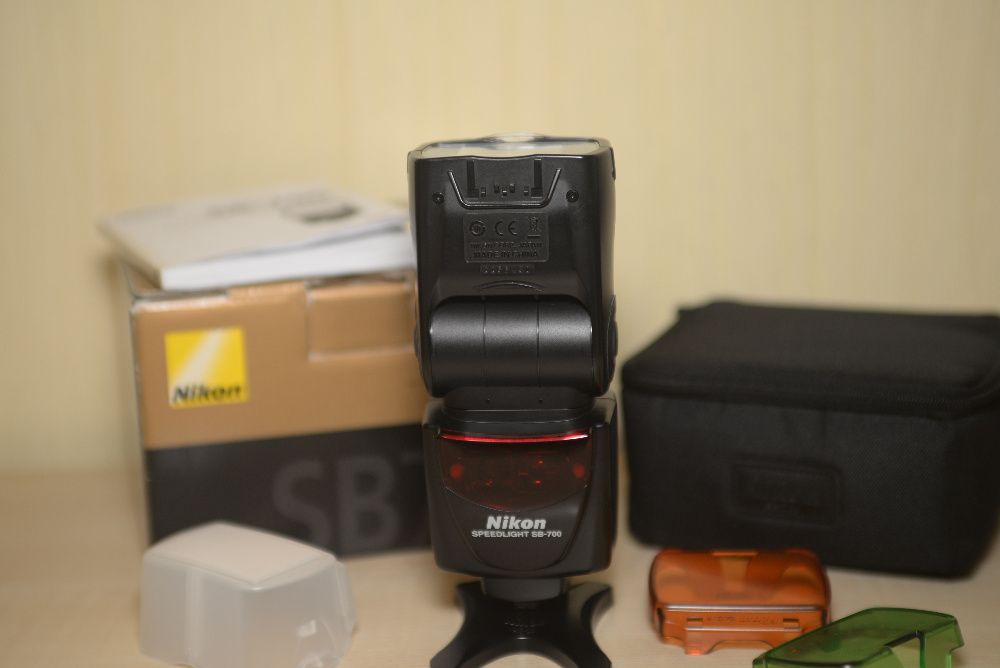 Nikon Speedlight SB-700