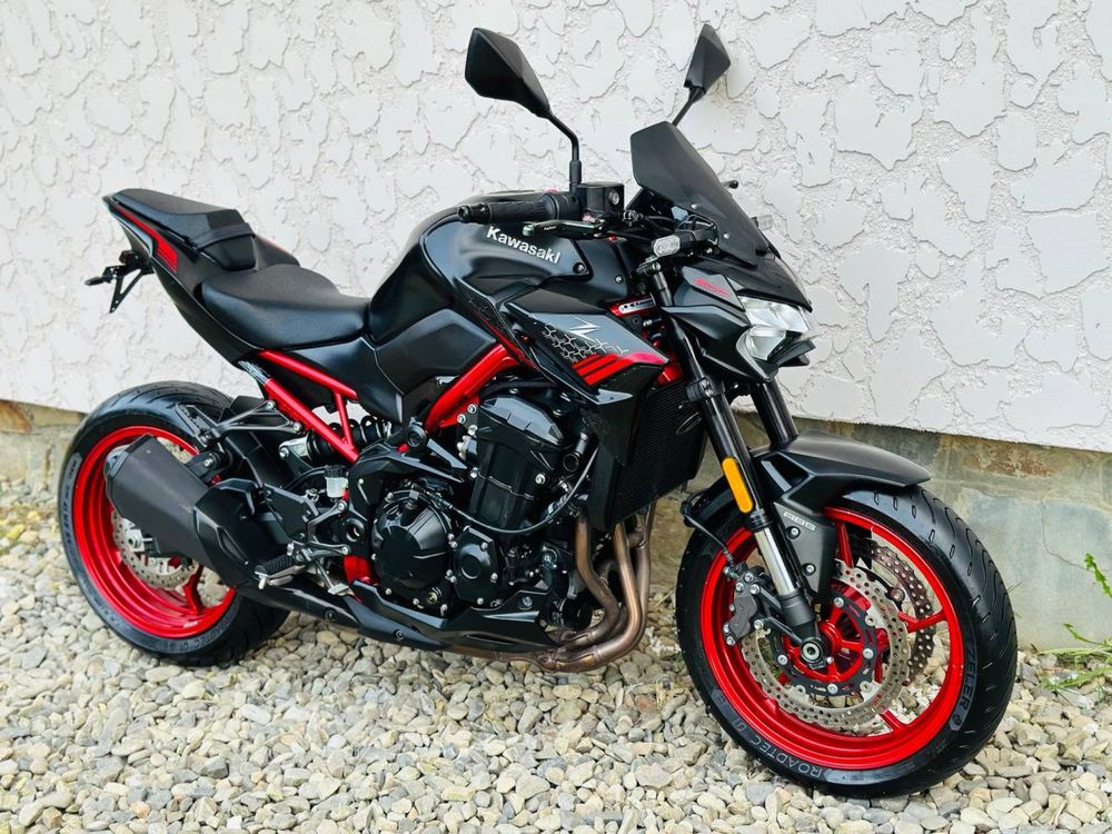 Продам Kawasaki Z900