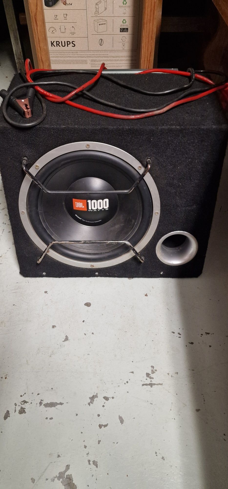 Subwoofer JBL mais amplificador ALPINE