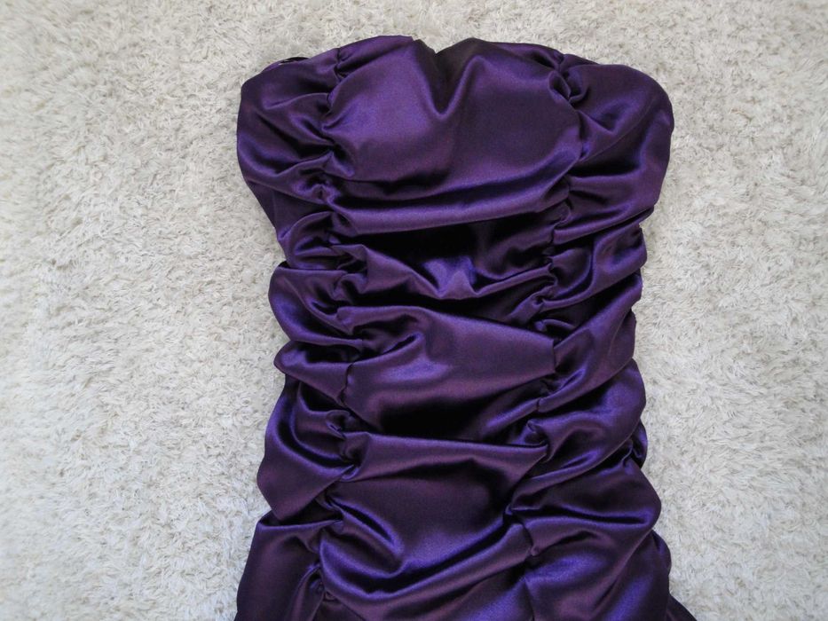 Vestido Roxo Acetinado com Echarpe Própria Cerimónia/Festa S