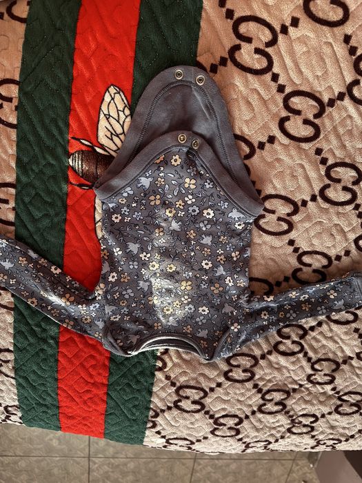 Продам дитячий одяг