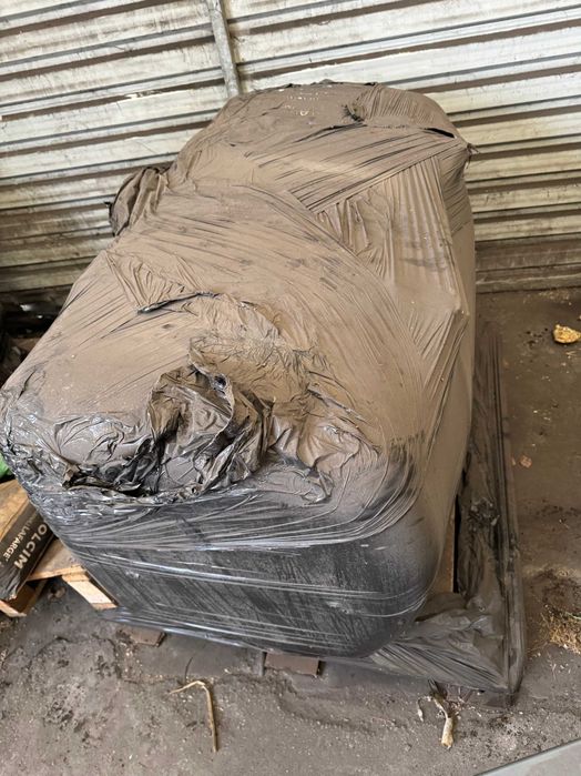 Zbiornik na paliwo aluminiowy z łapami z uchwytami kompletny nowy