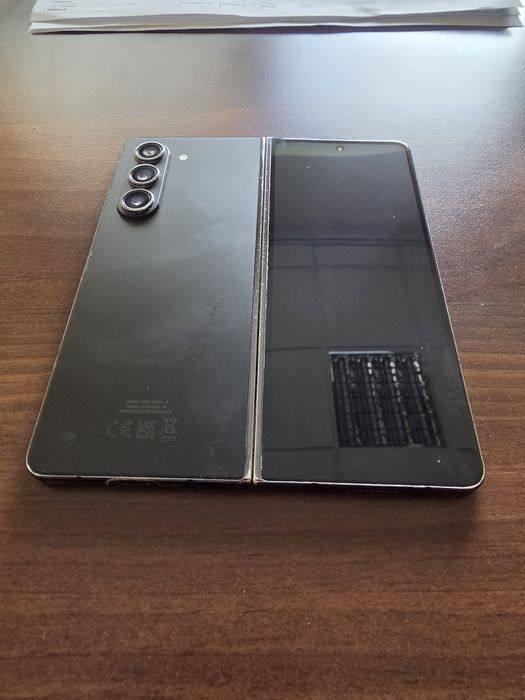 Samsung Galaxy Z Fold5 -512 GB