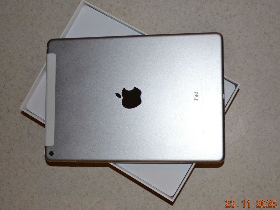 Apple Ipad Air 2 16GB 9.7" Cellular LTE+WiFi MGH72FD/A Tablet