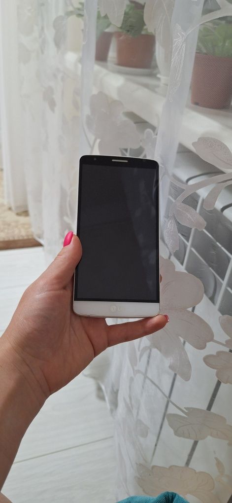 Мобильный телефон LG G3 Stylus