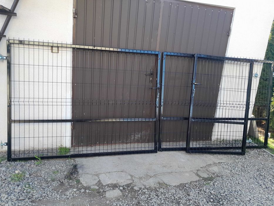 Sprzedam bramę dwu skrzydlowa panelowa