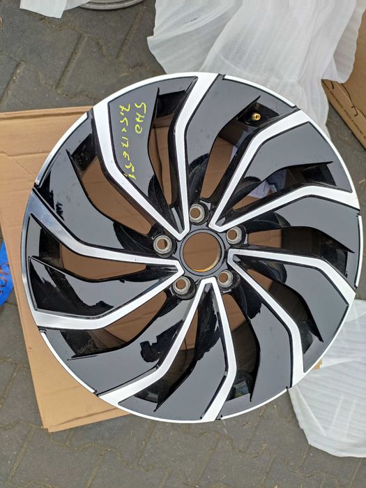 5h0 7,5x17 et51 felga golf 8