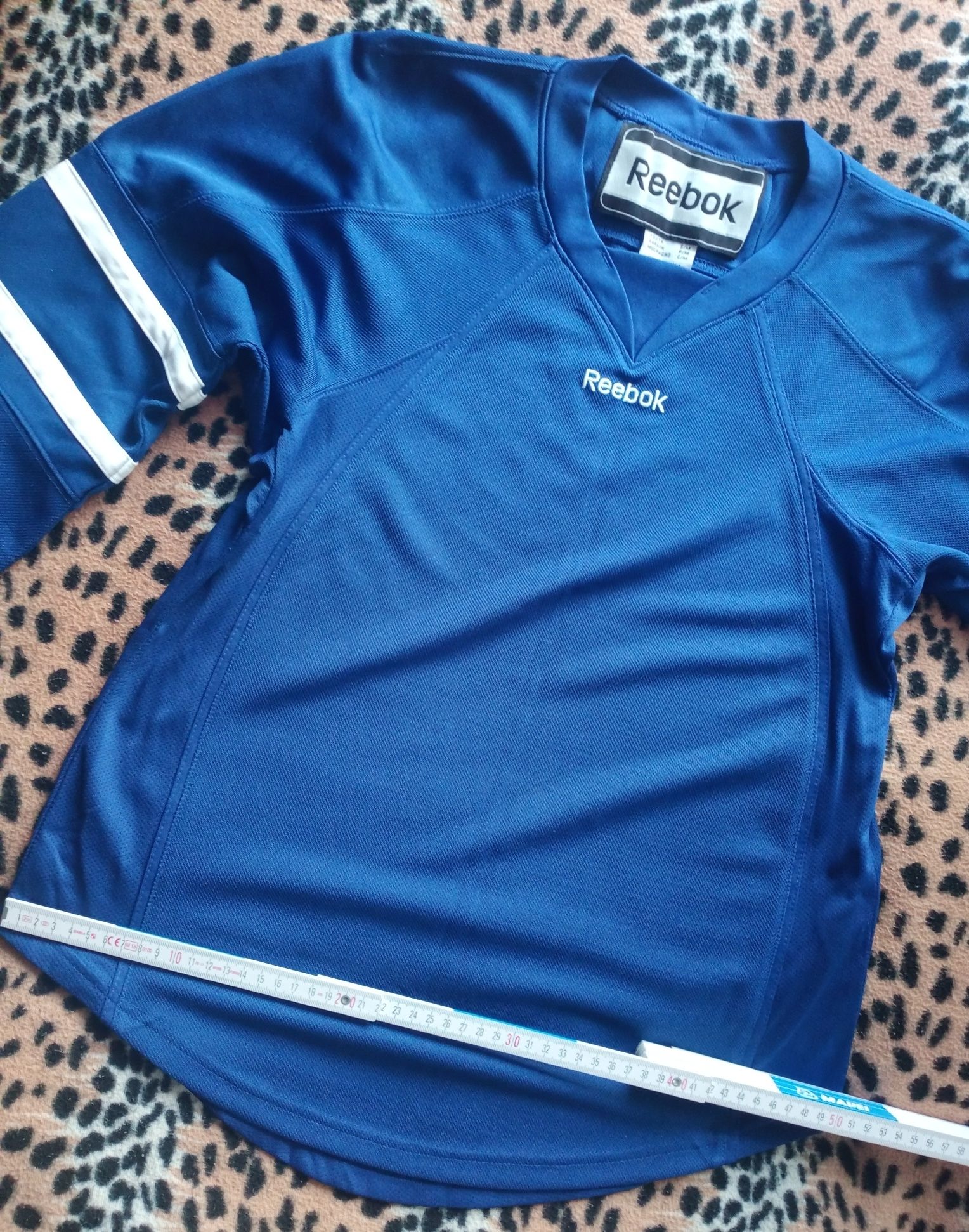 Nowa koszulka ,bluzka, t-shirt sportowy Reebok z długim rękawem