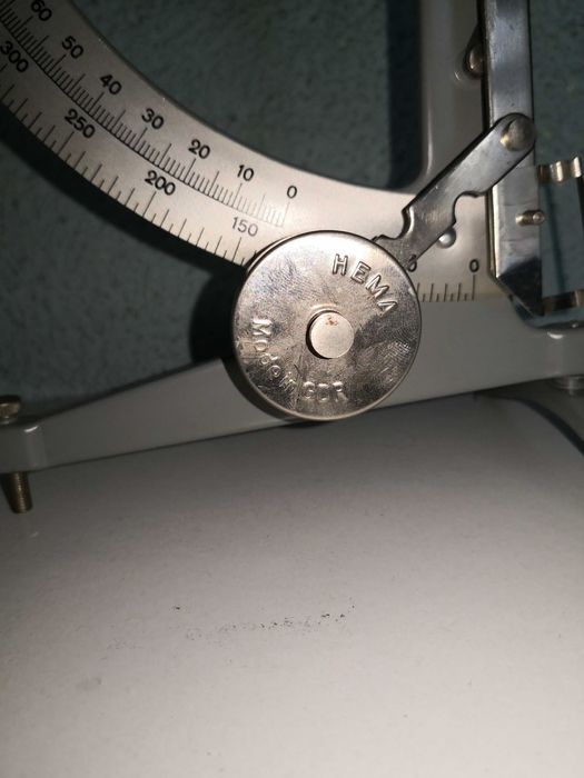 Stara waga do listów