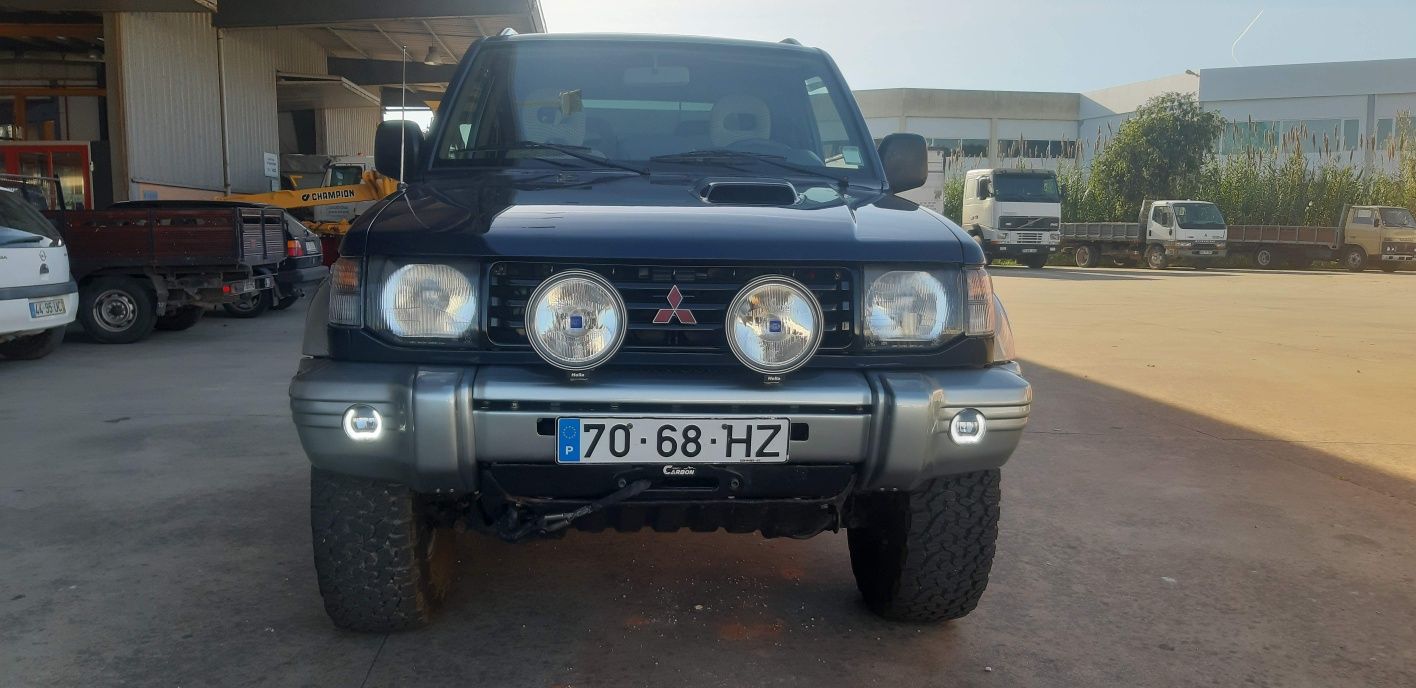 Pajero 2.8 diesel, tudo averbado