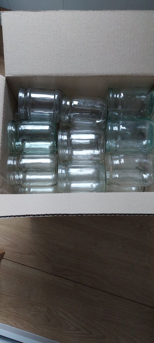 Продам стеклянные банки.