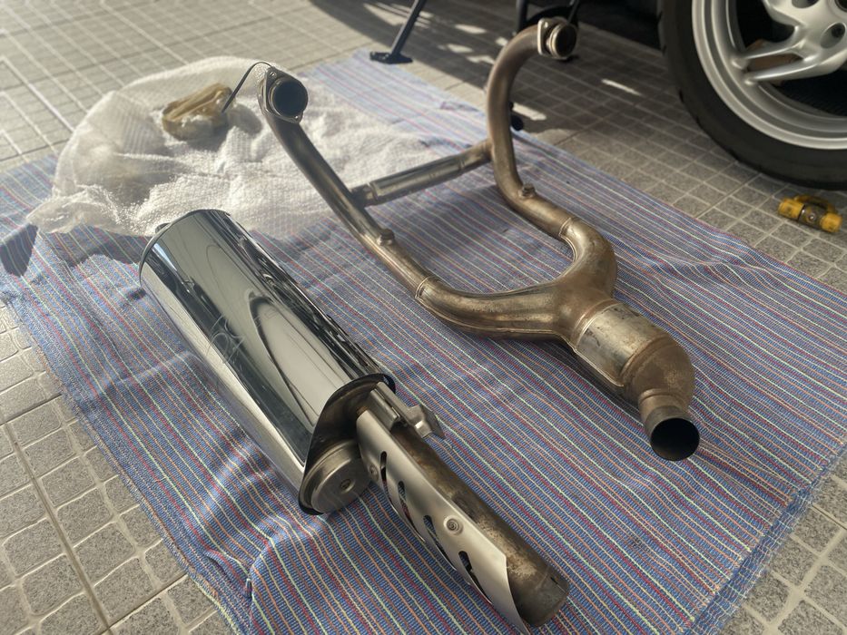 Linha Escape BMW R 1200 GS