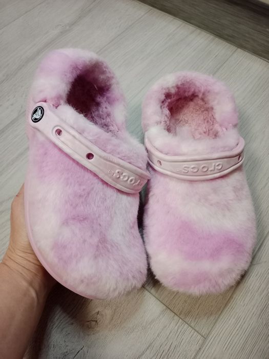 Шльопанці крокси Crocs