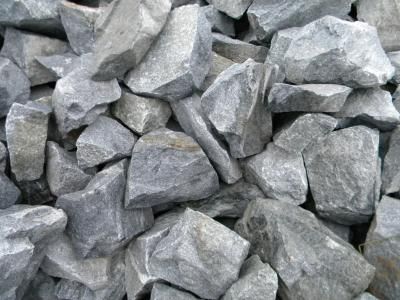 Бутовый камень гранитный,крепкий с доставкой по Харькову