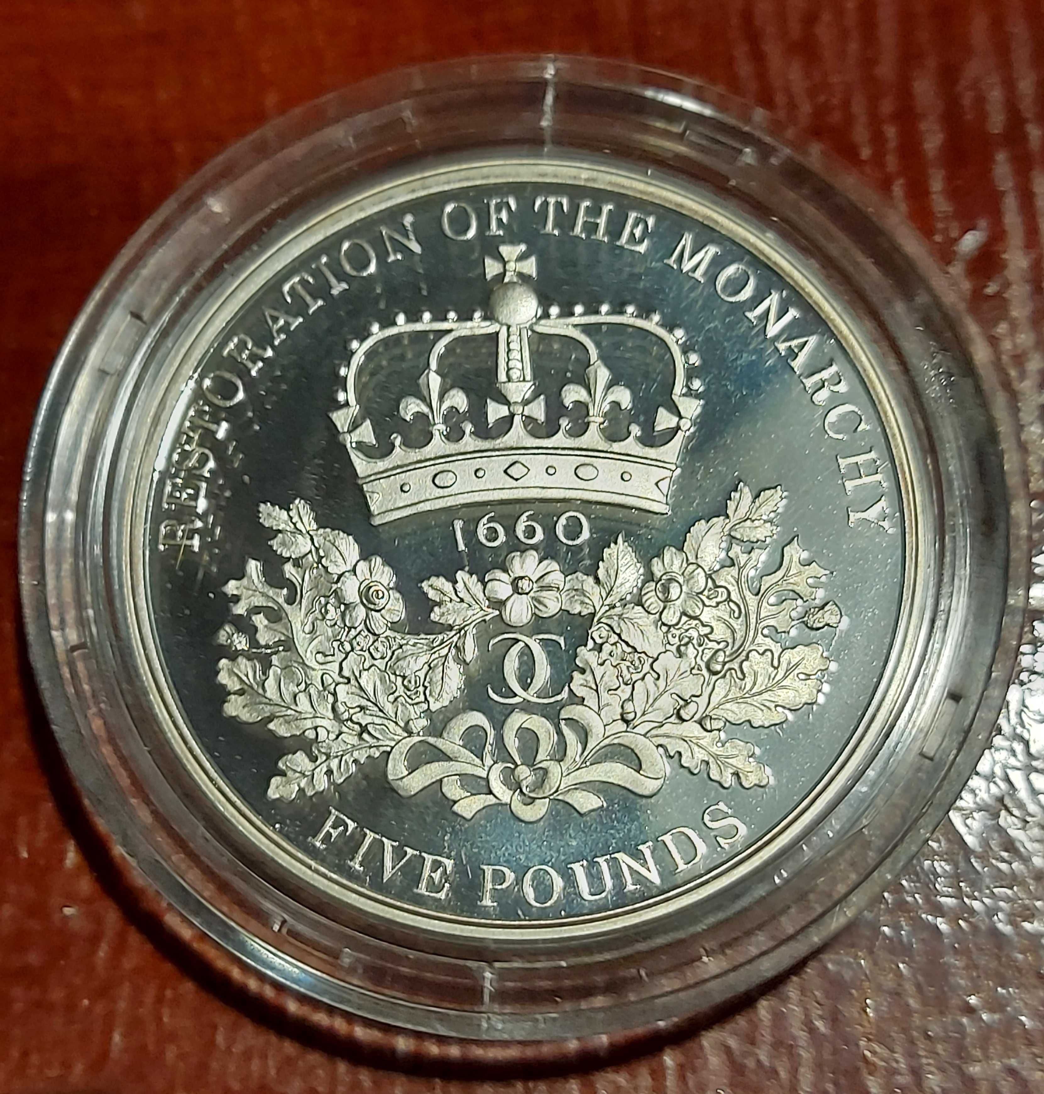 Moeda 5 Pounds "Restoration of the Monarchy" Prata -Edição Limitada