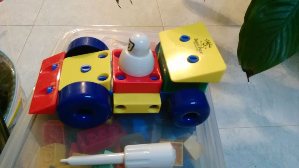 Carro de Brinquedo Infantil para montar