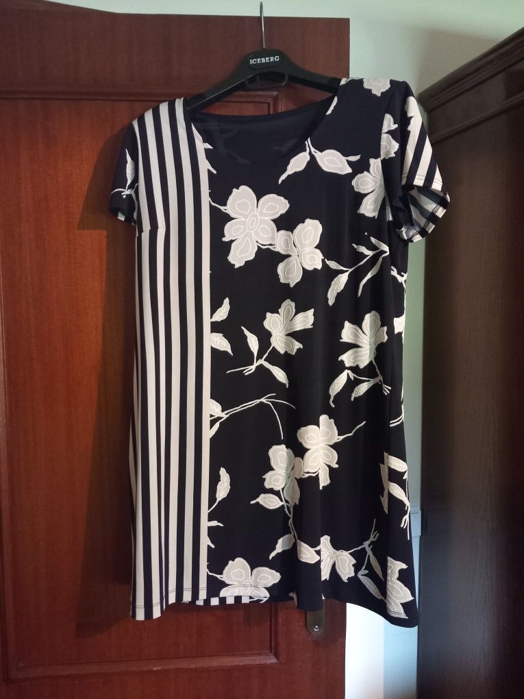 Vestido preto e branco