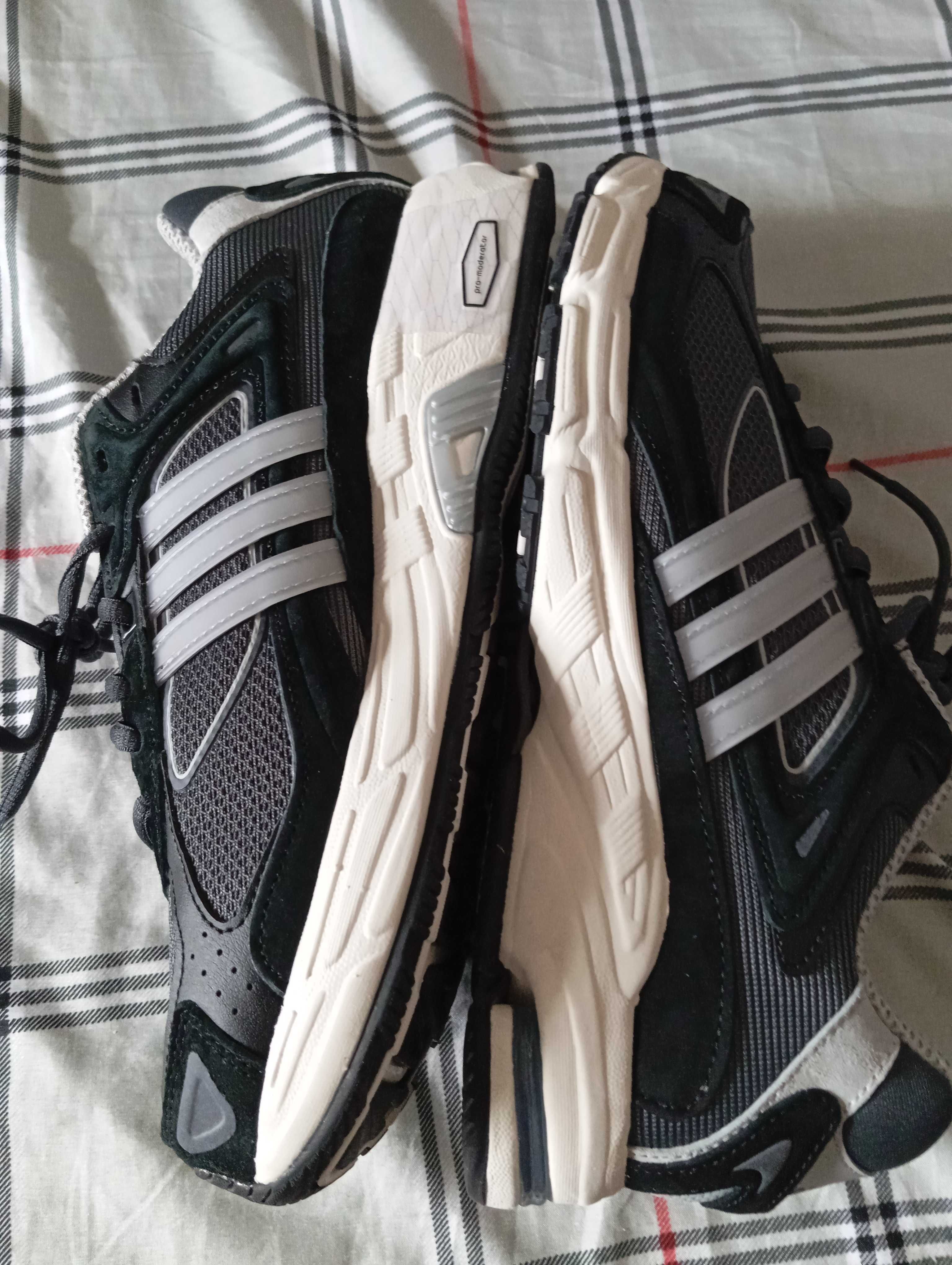 Sapatilhas Adidas ORIGINAIS ( Novas)