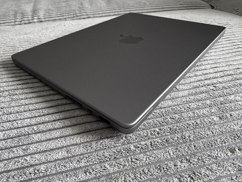 Macbook Pro 2021 14ʼʼ ідеал