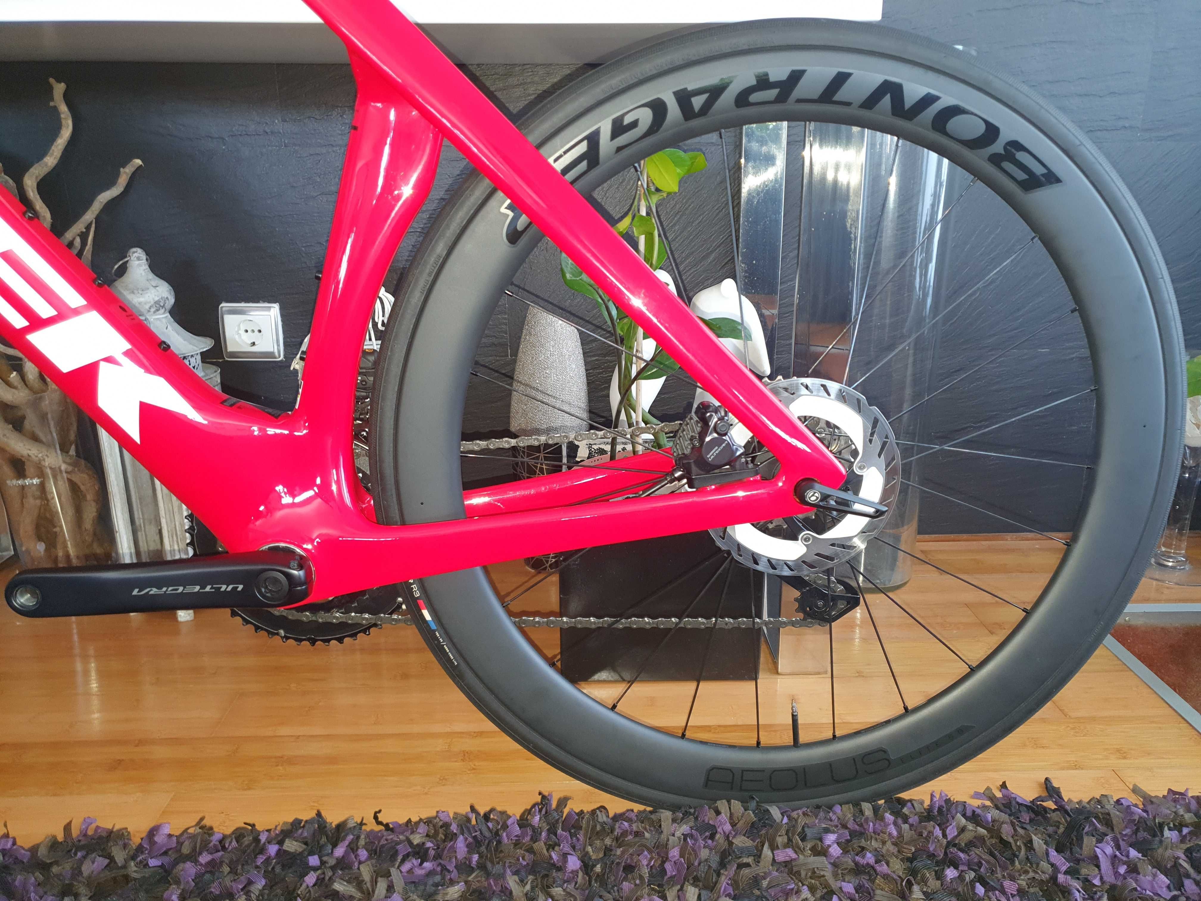 Trek Madone SLR Gen 7 (Ultegra Di2 24v)