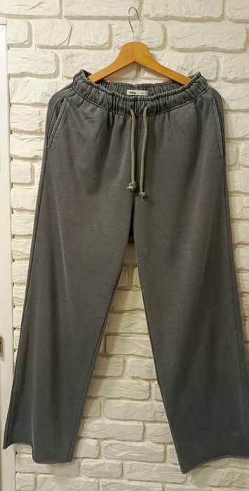 Spodnie dresowe damskie r. S