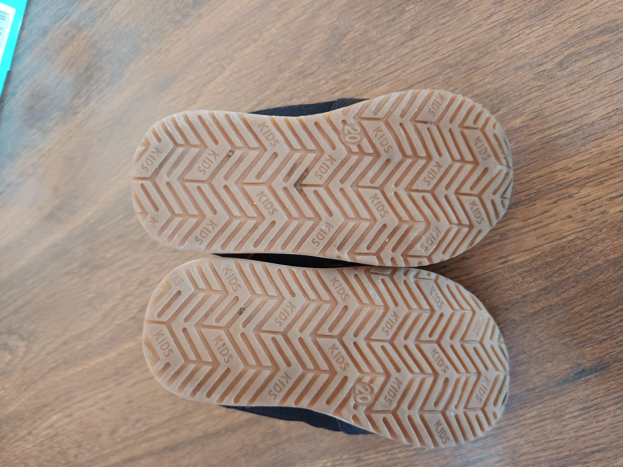 Adidaski Fischer Price rozm. 20