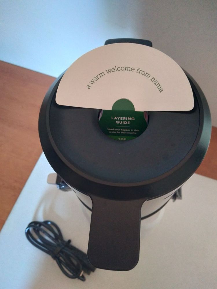 Nama j2 cold press juicer