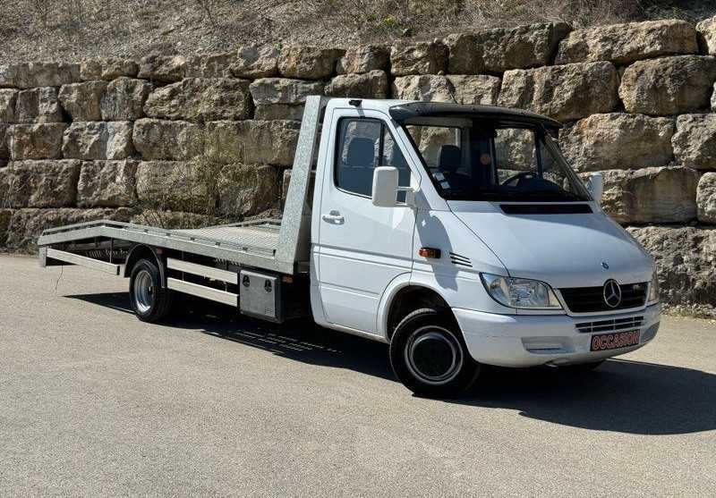 Mercedes Sprinter 160CV + REBOQUE - 90.000 KM - Pronto Socorro ligeiro