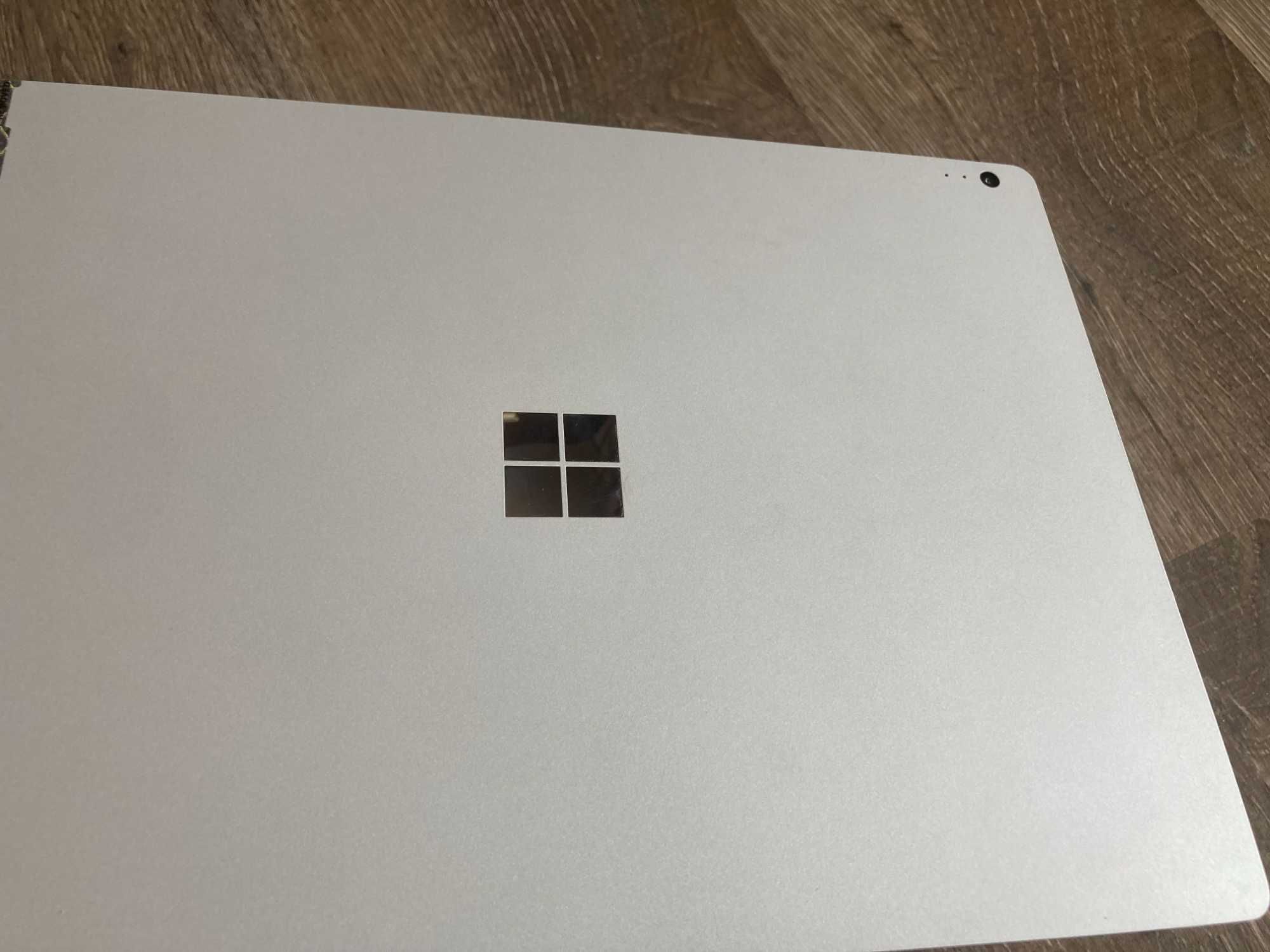 Планшет Microsoft Surface Book 2 13.5" IPS i7, 16GB Windows 10, 11 Pro