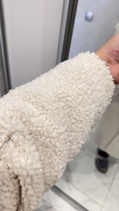 Шуба  теді біла , розмір Л