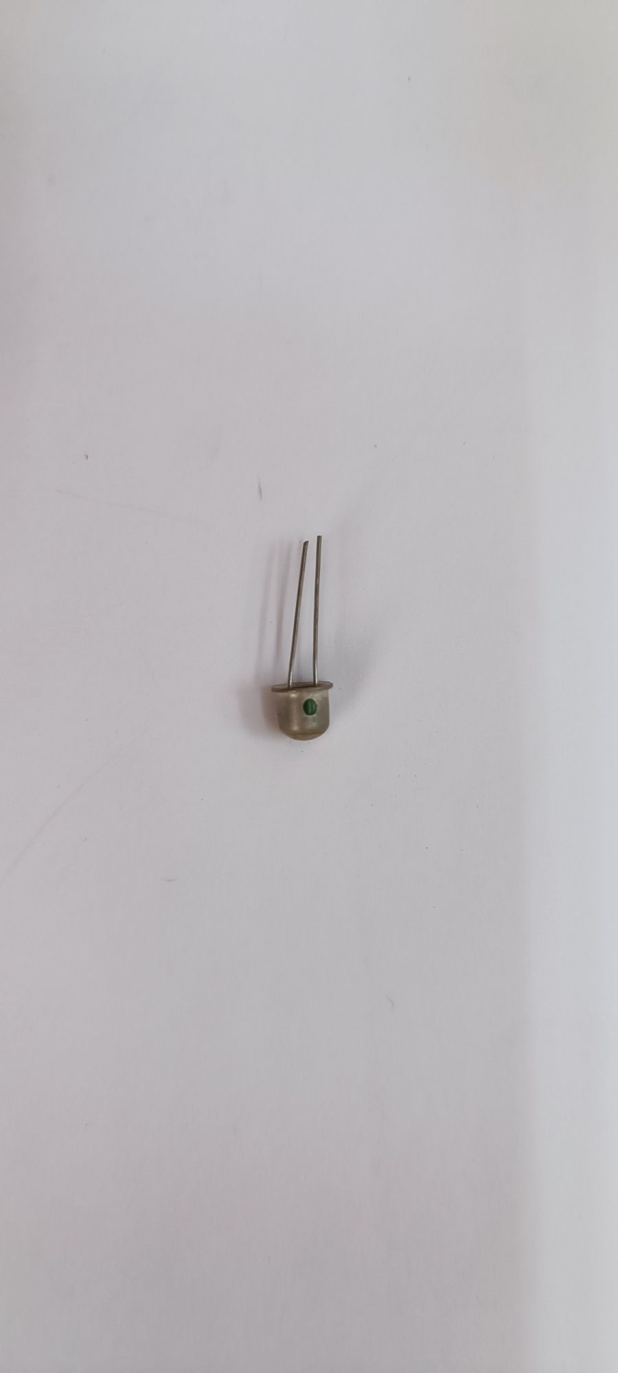 Светодиоды   3Л341А (красн.); 3Л341В (зелён); АЛ102АМ (красн.)