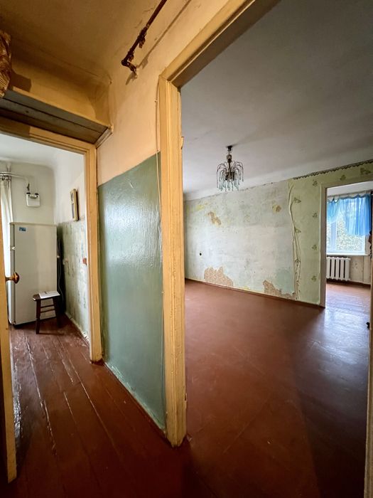 Продам 2-кім р-н Магнат.