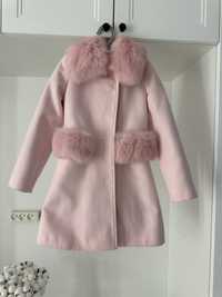 Пальто детское нежно- розовое 122-128 р
