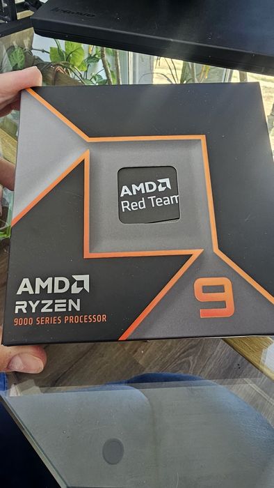 Процесор AMD Ryzen 9 9950X 4.3GHz/64MB (100-100001277WOF) sAM5 BOX