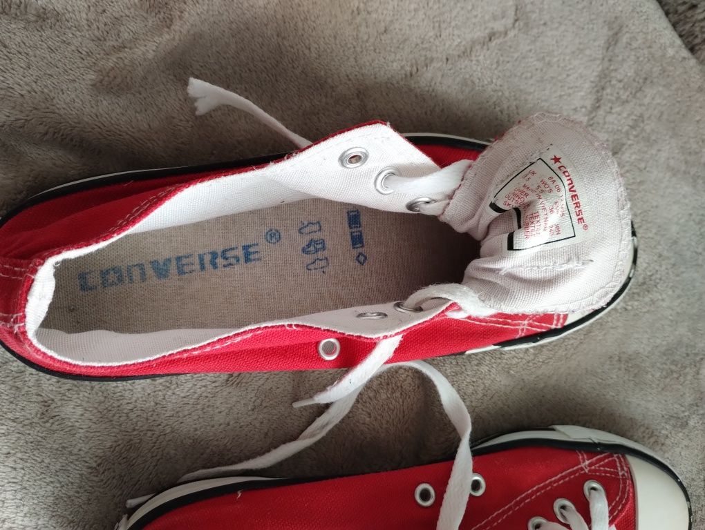 Trampki Converse czerwone
